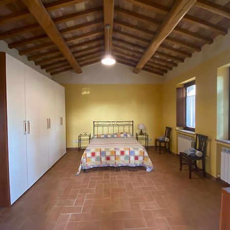 Agriturismo Sant'Angelo Holiday Farm Gualdo Cattaneo Eksteriør bilde