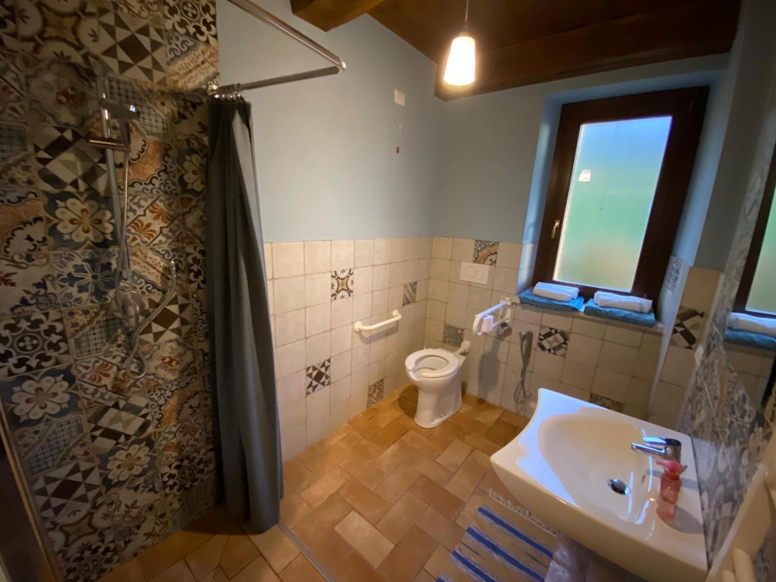 Agriturismo Sant'Angelo Holiday Farm Gualdo Cattaneo Eksteriør bilde