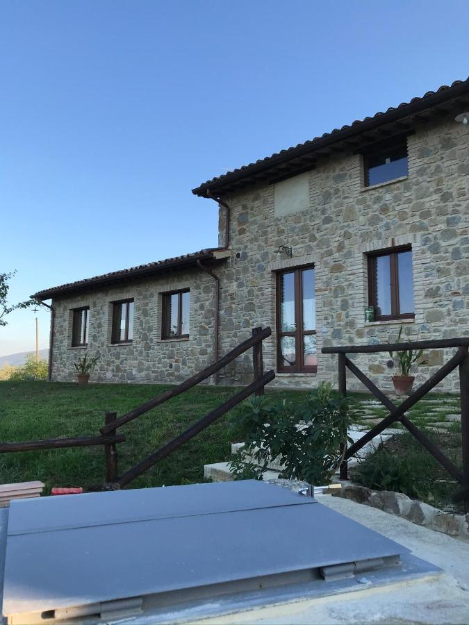 Agriturismo Sant'Angelo Holiday Farm Gualdo Cattaneo Eksteriør bilde